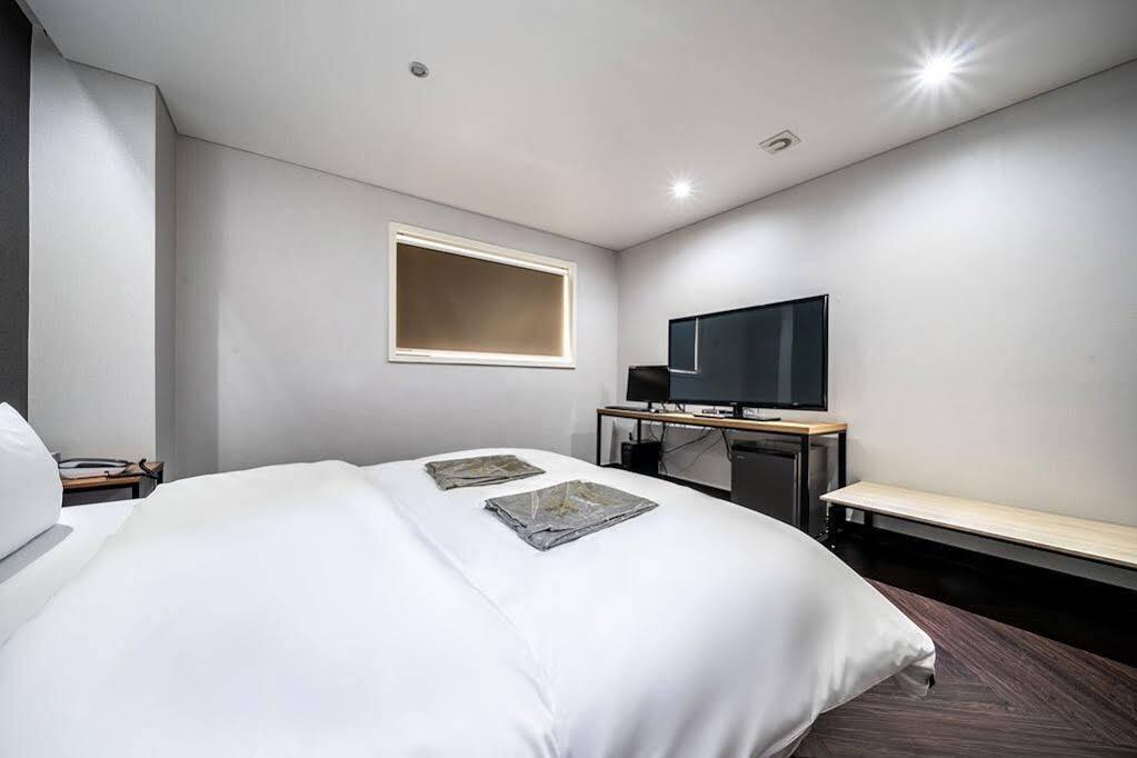 The Hotel Bon Suwon Zewnętrze zdjęcie